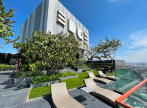 The Edge Stylish Studio Flat
